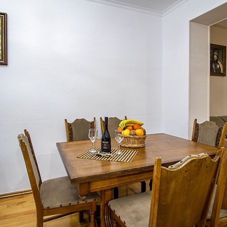 טביליסי Cozy Apartment On Kostava מראה חיצוני תמונה