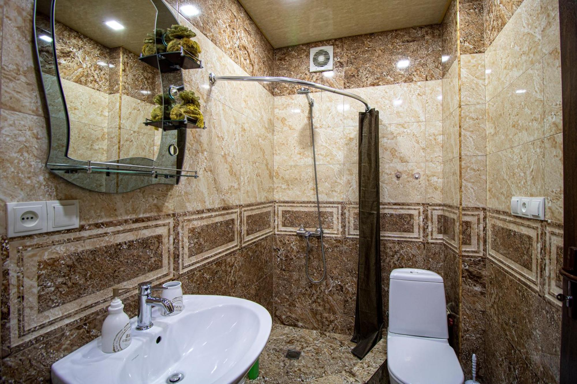 טביליסי Cozy Apartment On Kostava מראה חיצוני תמונה